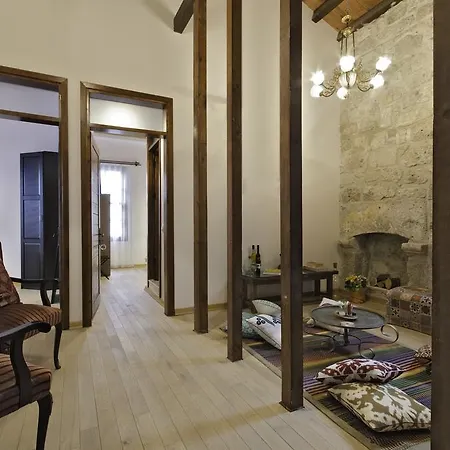 Tilla Bed & Breakfast *