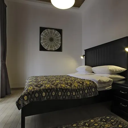 Tilla Bed & Breakfast *
